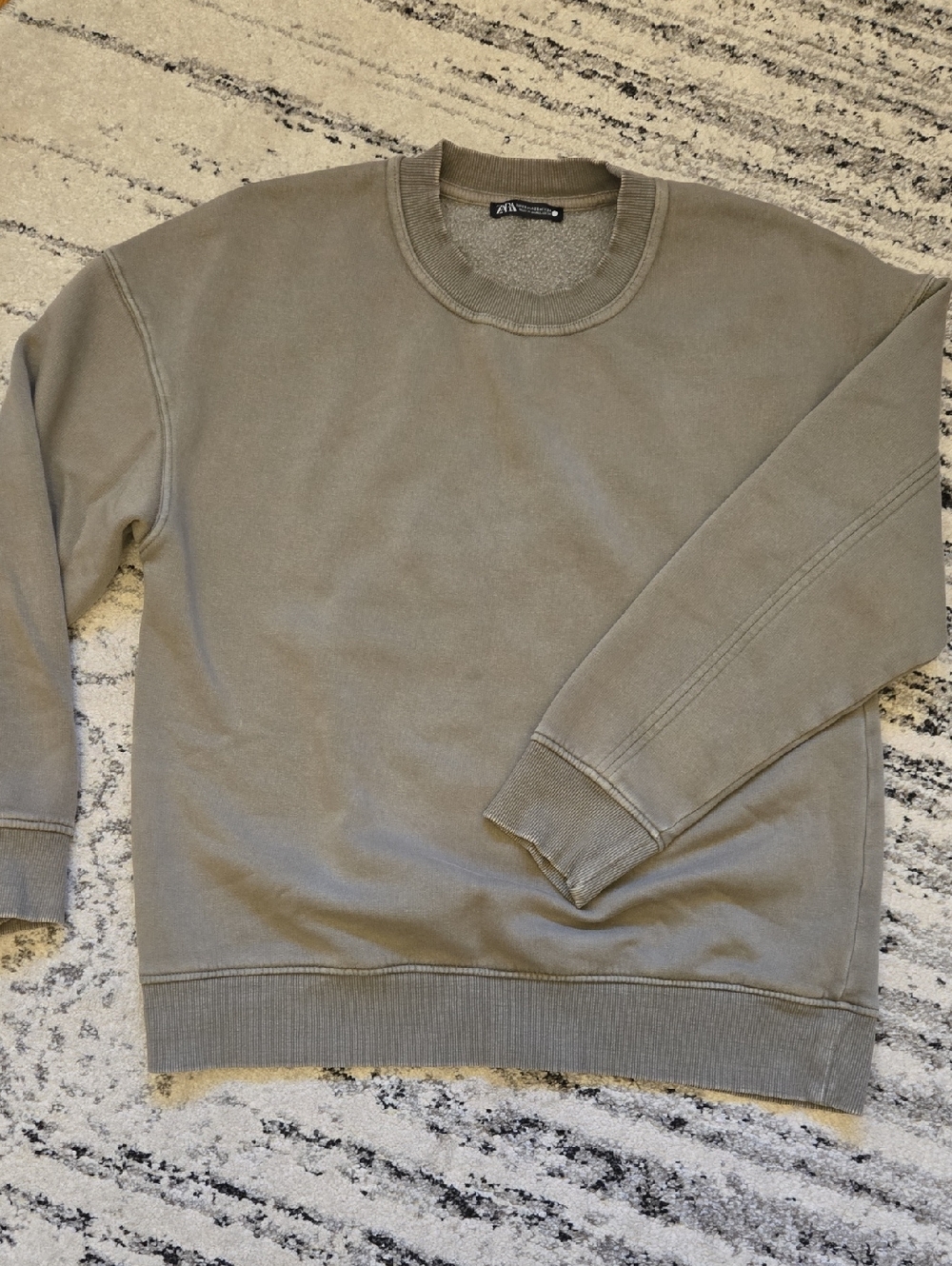 Zara Olive/Khaki Crewneck Pullover Sweatshirt